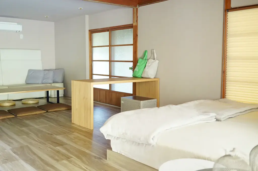 京丹後“サウナ旅”の終着地！京丹後・久美浜に、三棟すべて専用サウナ付きの古民家ホテル「SAUNA&CURRY URI 京丹後」が誕生。サウナとスパイスカレーで、ととのい尽くすサウナ旅を。 画像 22