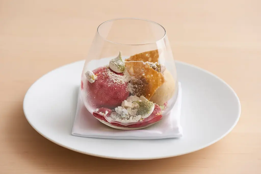 ホリデー限定で洋梨の味わいが広がる「Mr. CHEESECAKE Vanilla Pear」と濃厚なピスタチオにプラリネを忍ばせた「Mr. CHEESECAKE Praline Pistachio」 画像 6