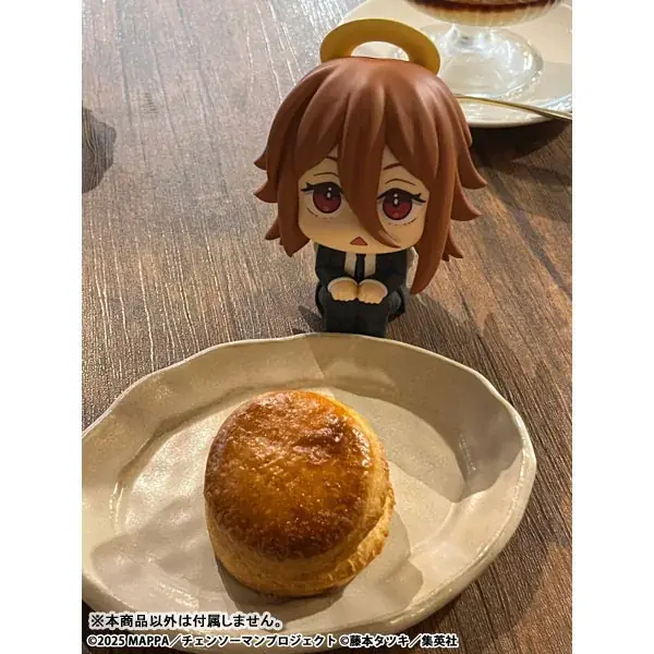 劇場版『チェンソーマン レゼ篇』より、「早川アキ にっこりVer.」「天使の悪魔」が人気フィギュアシリーズ「るかっぷ」に登場。 画像 18