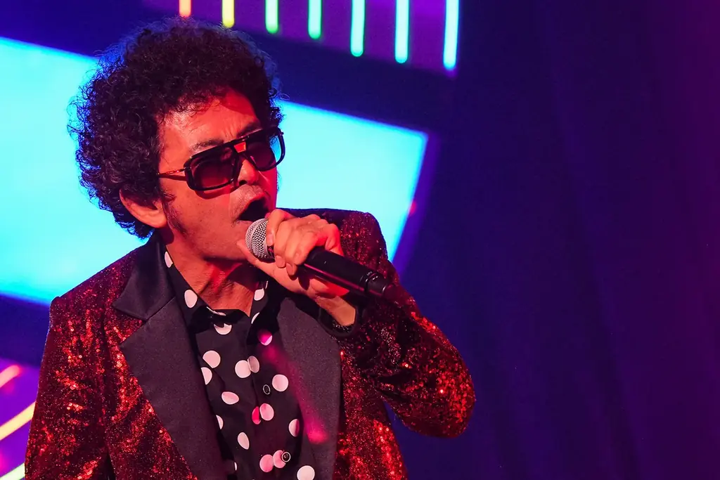 ＜ライブレポート＞奥田民生と吉川晃司が結成した奇跡のユニットOoochie Koochie。待望の全国ツアーの中から日本武道館公演の模様を、11月22日(土)にWOWOW独占放送・配信！ 画像 3