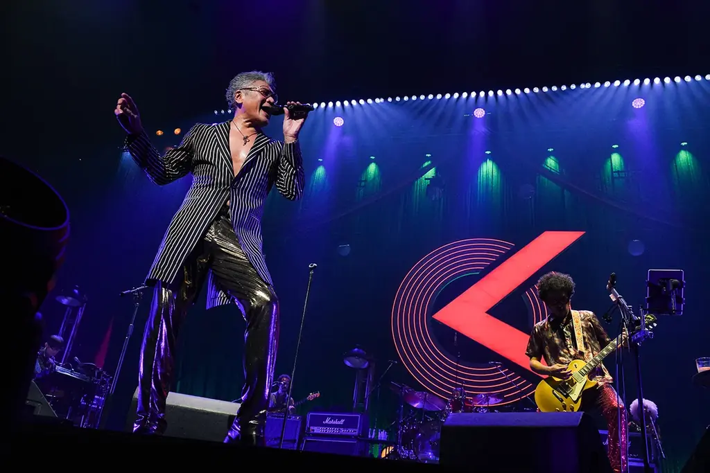 ＜ライブレポート＞奥田民生と吉川晃司が結成した奇跡のユニットOoochie Koochie。待望の全国ツアーの中から日本武道館公演の模様を、11月22日(土)にWOWOW独占放送・配信！ 画像 7