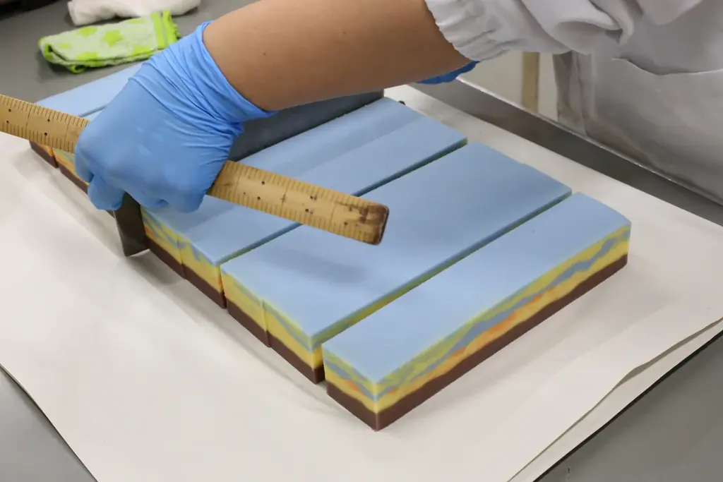 ― 宮中行事「歌会始の儀」 をテーマにした松江唯一の御題菓 ― 　三英堂が40年連続で作り続ける、その年限りの限定和菓子を販売 画像 15