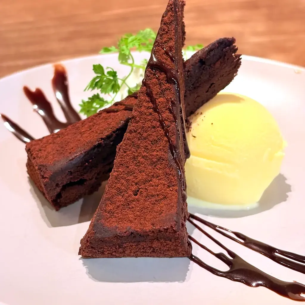 【冬の乾杯はESOLAで】ワインビュッフェ「ESOLA」がグランドメニューを11月19日（水）リニューアル！バル感覚の新ラインナップが登場 画像 8