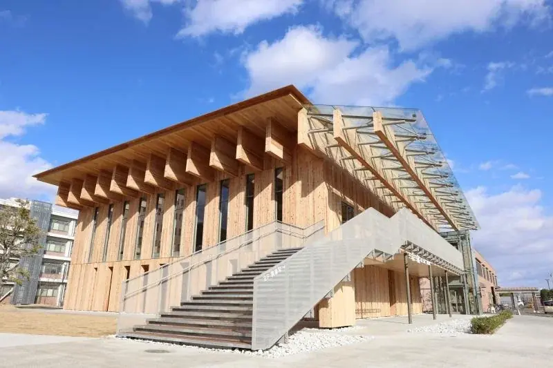 【岡山大学】「夢」展示 石田ニコルさんスペシャルトークショー〔11/24,月・祝 岡山大学津島キャンパス〕 画像 2