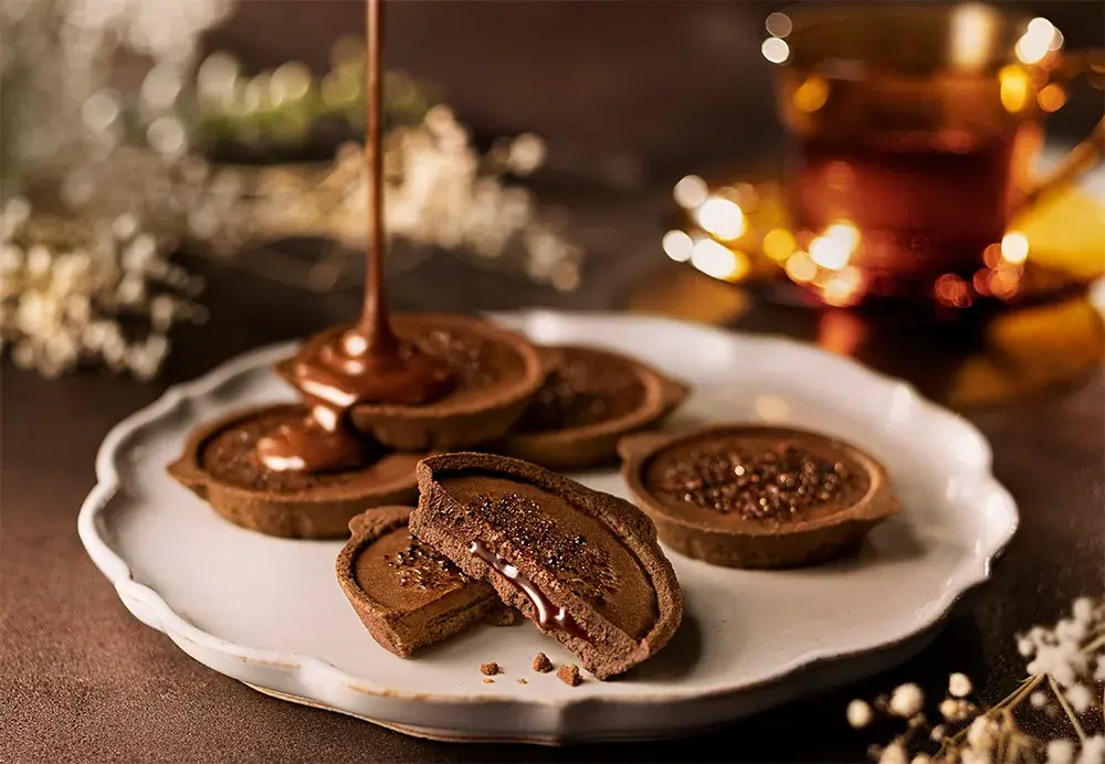 【ブリュレメリゼ】冬限定ショコラタルトも楽しめる！ブリュレスイーツ4種を詰めた華やかなウィンターボックスが登場 画像 4