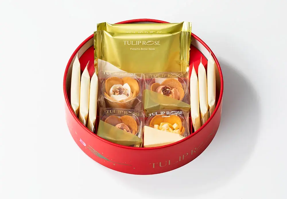 聖夜を華やかに彩る、真っ赤なクリスマスボックス誕生。バター＆チーズの香り溢れるフラワースイーツを展開する【TOKYOチューリップローズ】 画像 9