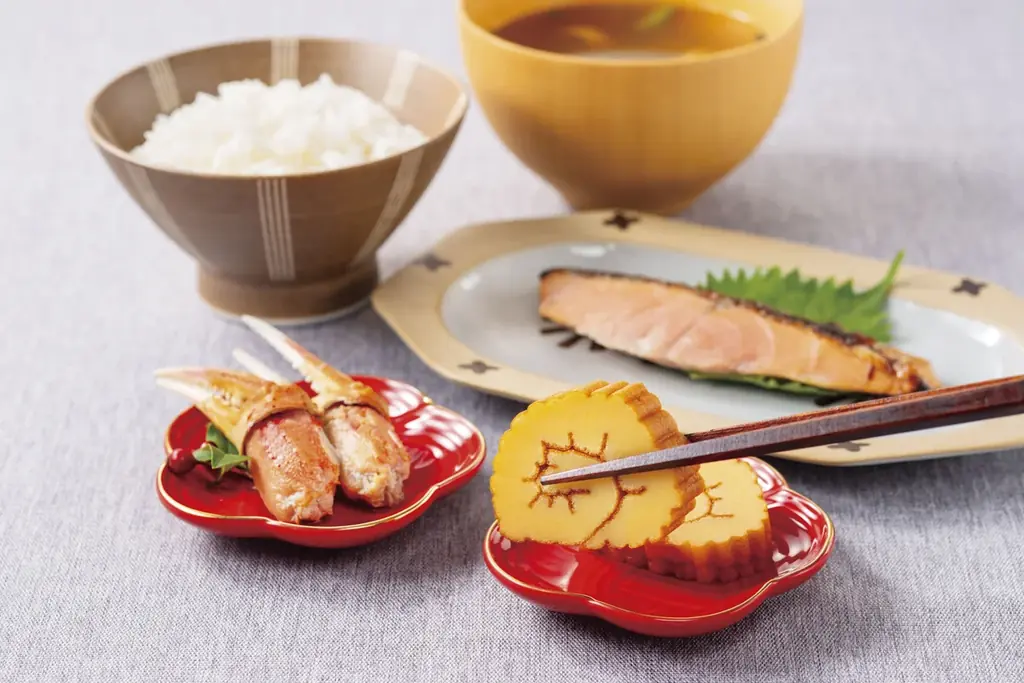 2012年から販売　累計約1,950万食突破、好きな素材を好きなだけ選べる！ローソンストア100オリジナルおせち「選べるおせち」が今年も登場！ 画像 9