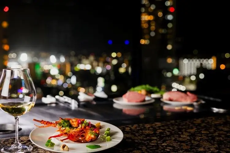 【JR西日本ホテルズ】11のホテルで、それぞれの「とっておきのクリスマス」を。クリスマスケーキ・宿泊・レストランで楽しむ、聖夜を彩るあなただけのひととき 画像 16