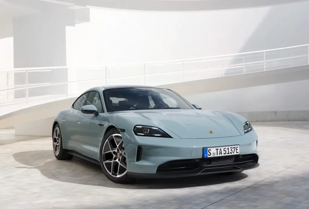 タイカン試乗宿泊プラン