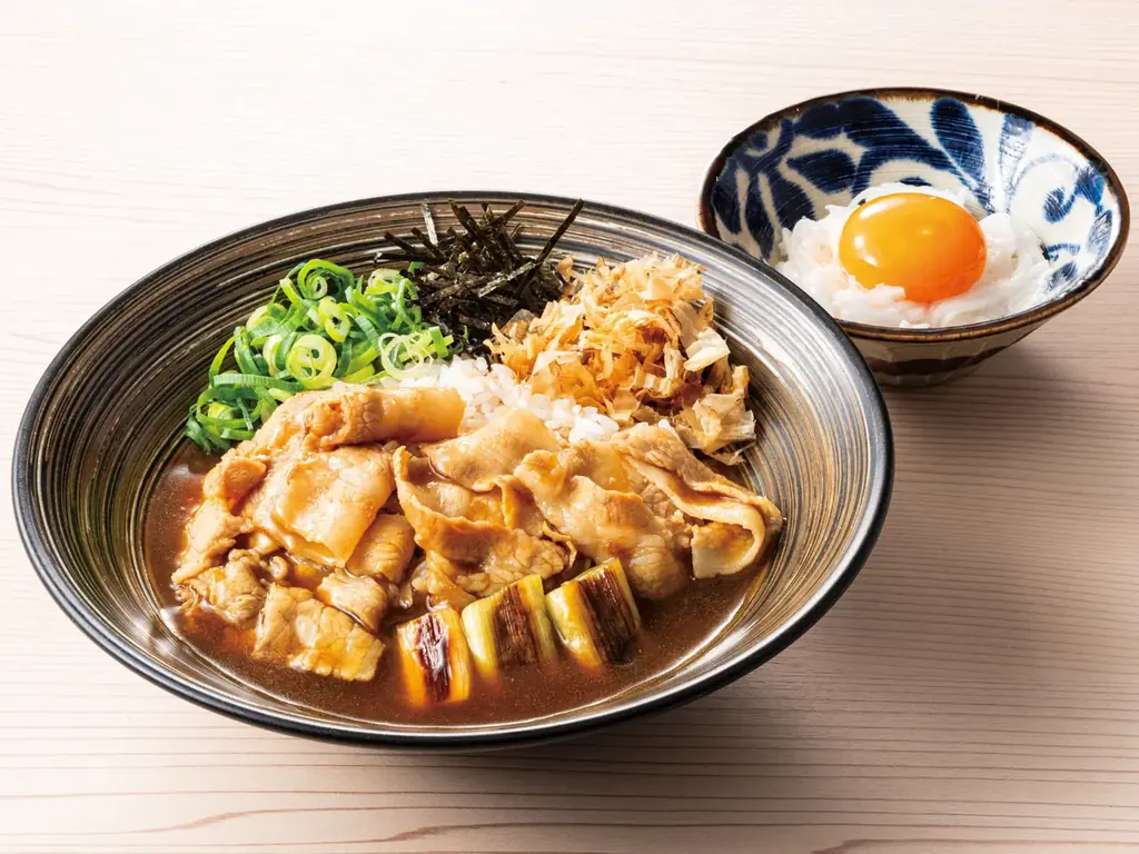 【冬の創作そば】こだわりの鶏がら出汁が効いた「カレー南蛮とろろそば」東京とろろそば冬の新グランドメニュー登場！ 画像 4