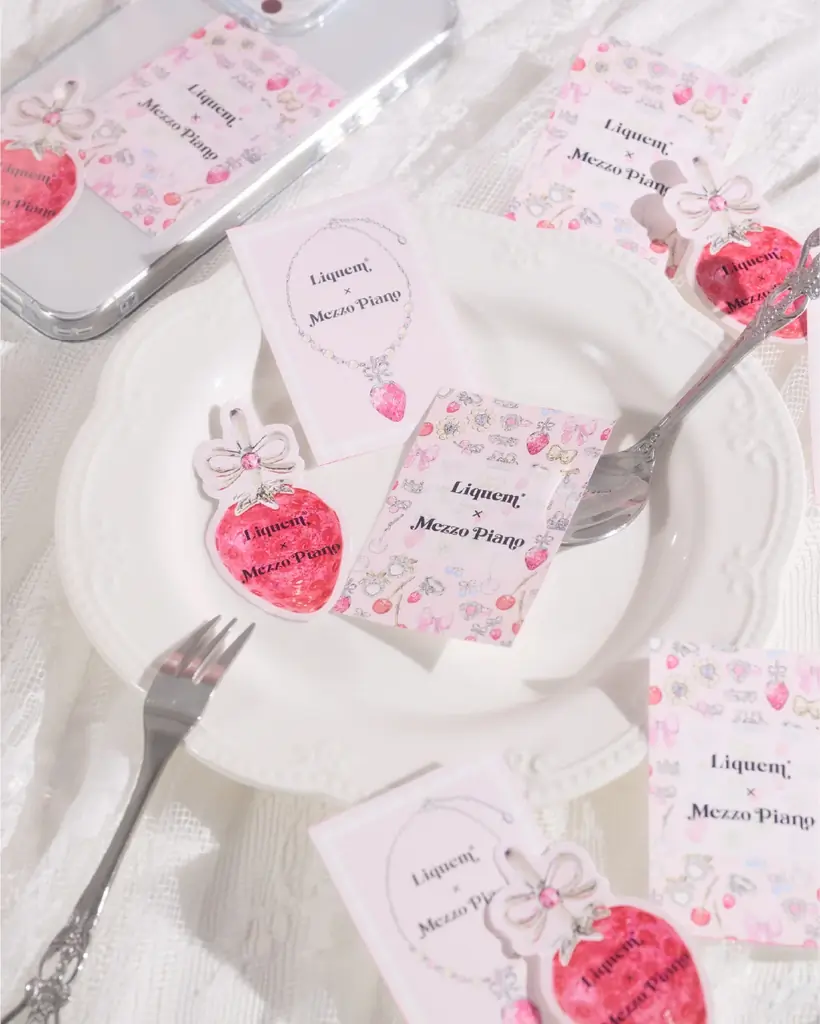 mezzo pianoとアクセサリーブランド 「Liquem（リキュエム)」のホリデーシーズンにぴったりなコラボレーションアイテムが初登場 画像 15