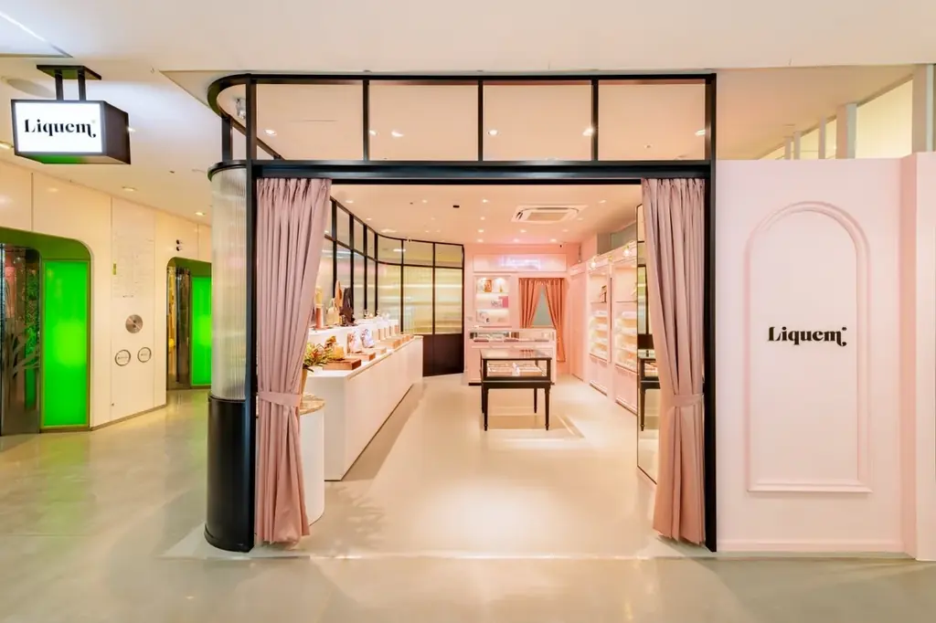 mezzo pianoとアクセサリーブランド 「Liquem（リキュエム)」のホリデーシーズンにぴったりなコラボレーションアイテムが初登場 画像 16