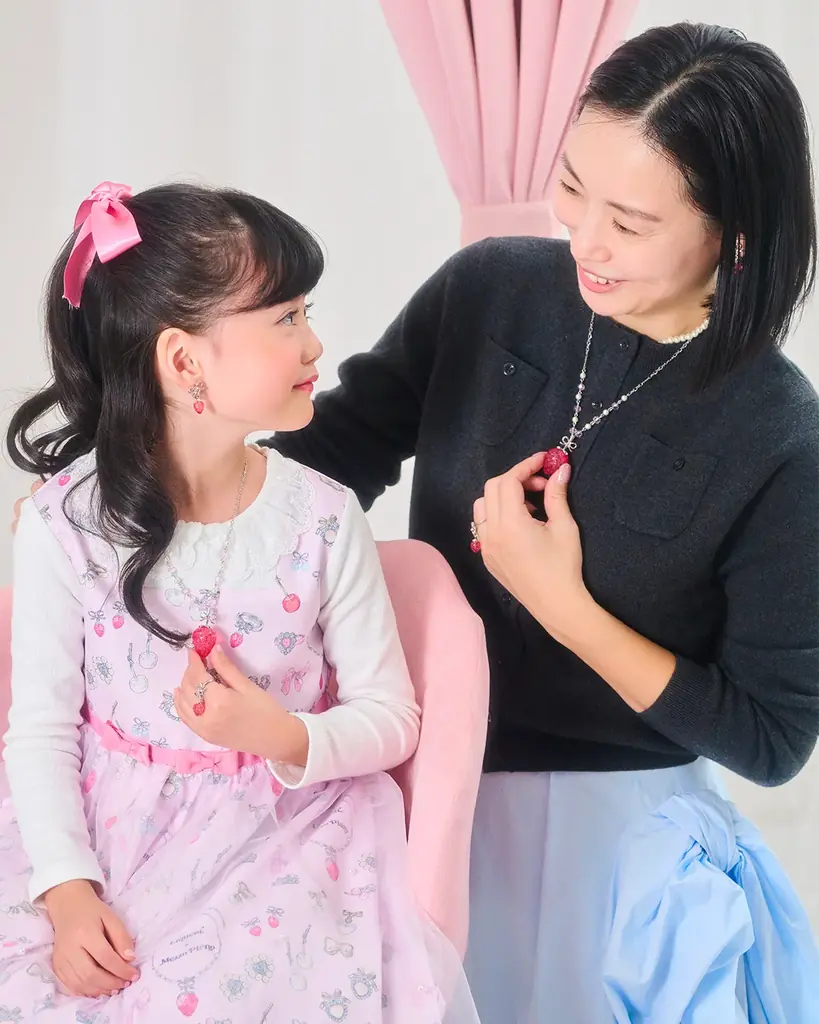 mezzo pianoとアクセサリーブランド 「Liquem（リキュエム)」のホリデーシーズンにぴったりなコラボレーションアイテムが初登場 画像 5