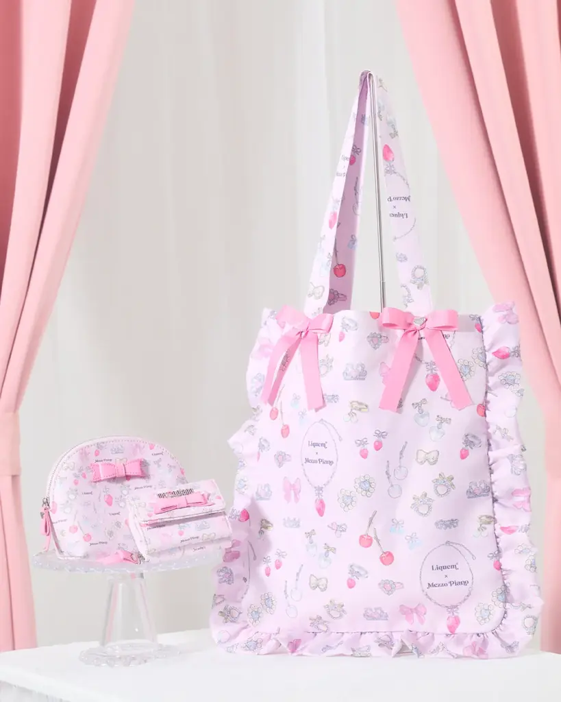 mezzo pianoとアクセサリーブランド 「Liquem（リキュエム)」のホリデーシーズンにぴったりなコラボレーションアイテムが初登場 画像 8