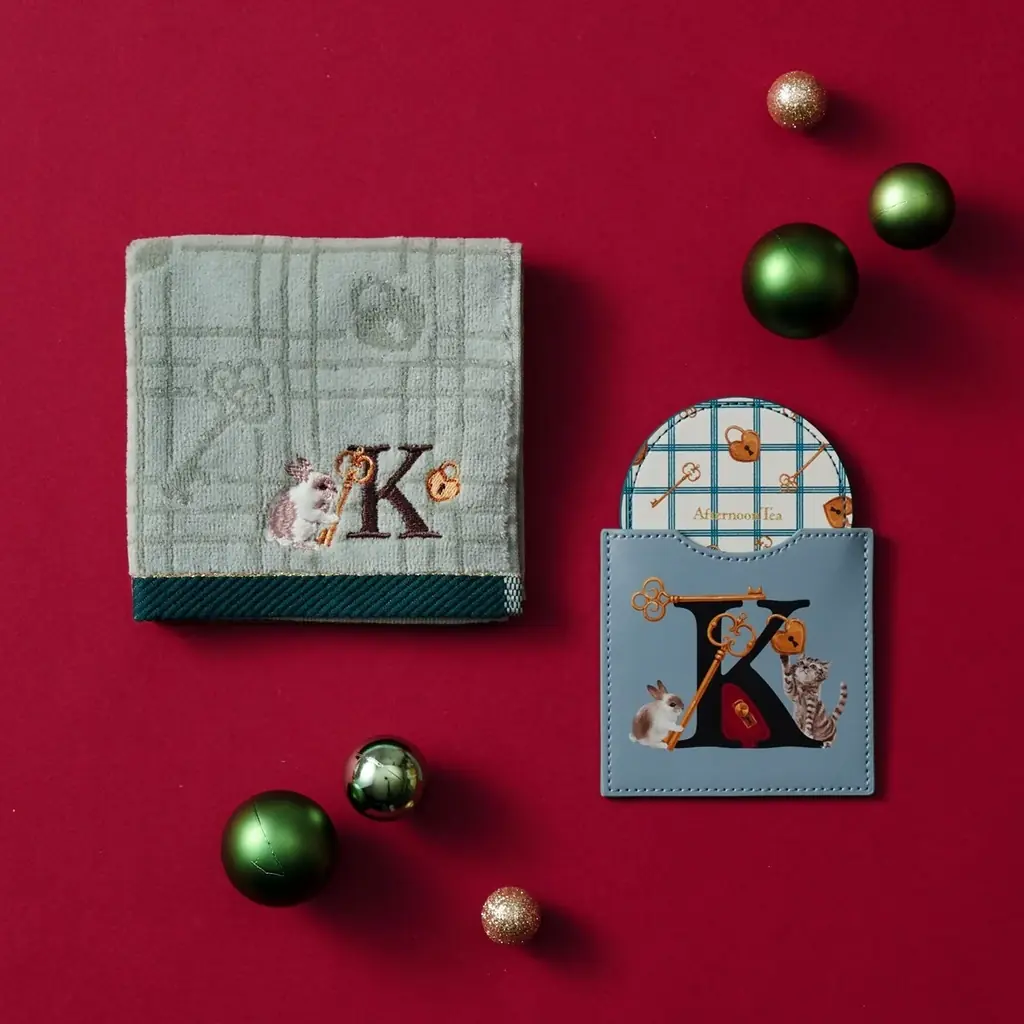 心に残るクリスマスギフトを。Afternoon Tea LIVING 2025贈る相手やシーンに寄り添った“特別な贈り物”をギフトコンシェルジュが厳選 画像 2