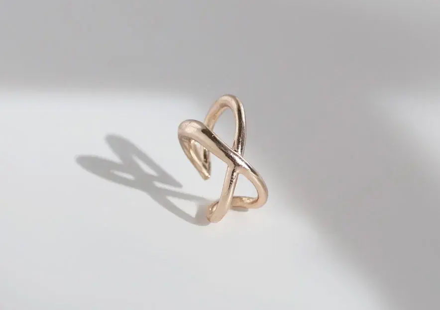 2025年ギフトコレクションが今年も登場。mimi33から贈る、ピンクと赤の煌めき。 画像 7