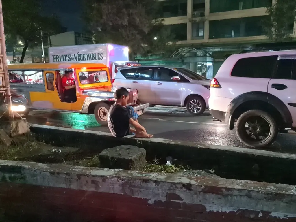 11月20日開始　アイキャンの冬募金で路上の子に居場所を