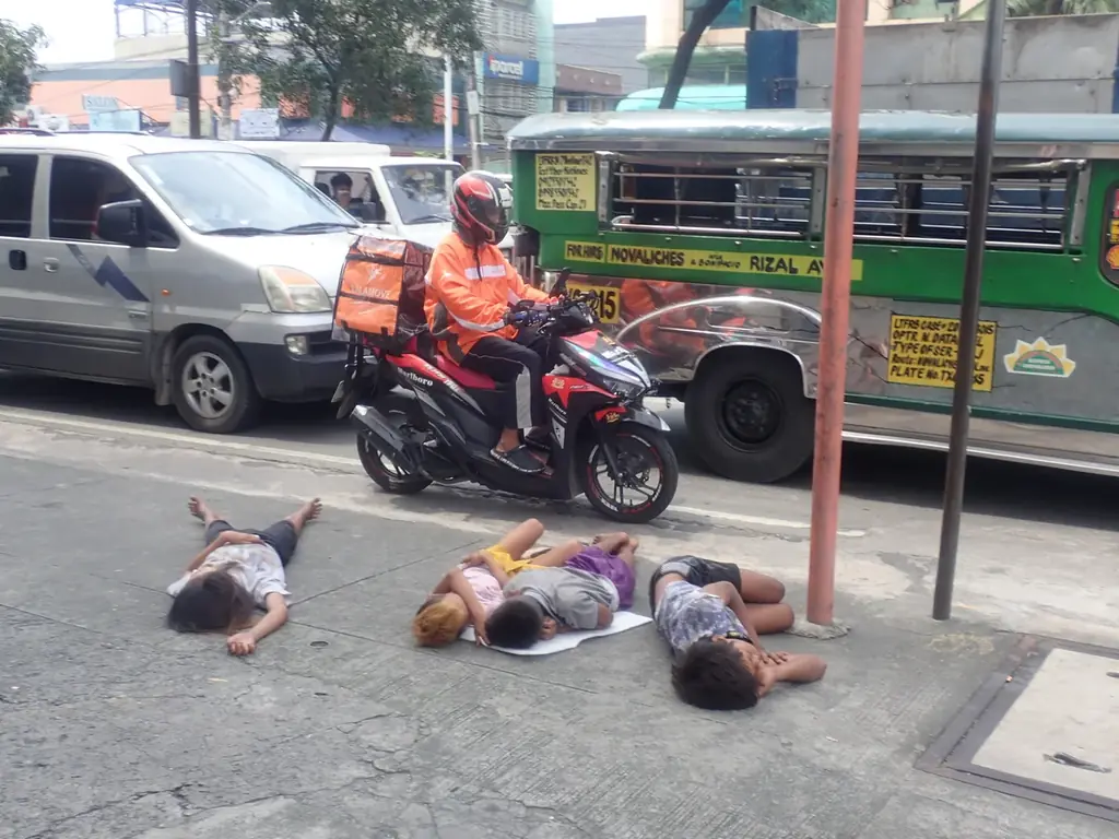 【11月20日は「世界子どもの日」】フィリピンの路上の子どもたちにも「希望」のクリスマスを！ 画像 2