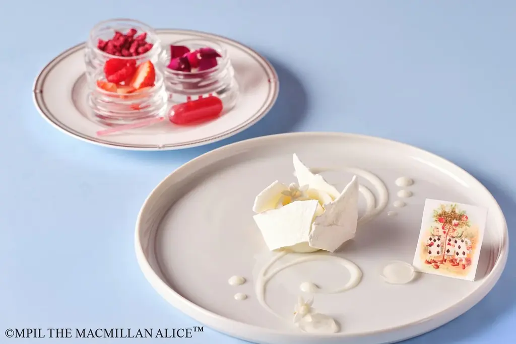 “不思議の国のアリス”の甘いお茶会へ誘う『アリスのストロベリーアフタヌーンティー』全国5都市で期間限定販売 画像 7