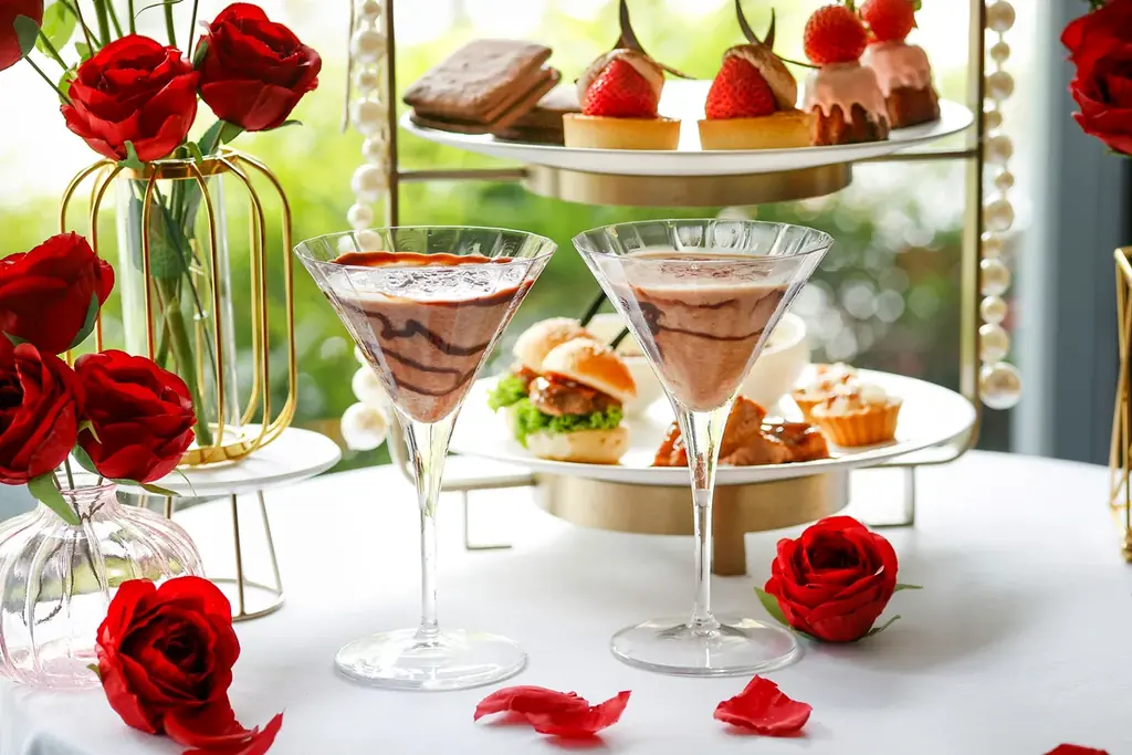 『～Red Luxe～ ストロベリー&ショコラ アフタヌーンティー』新登場 画像 6