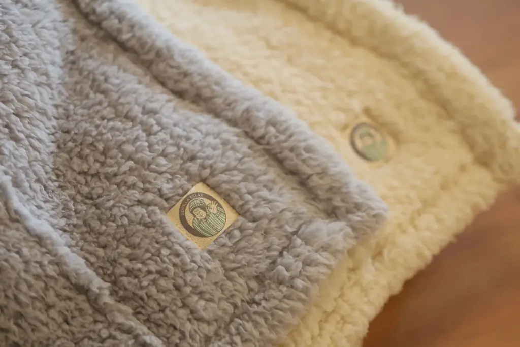 『ゴリラシリーズ』からあったかグッズ登場！富士山溶岩パウダーでじんわり温感3WAYブランケット「ゴリラのハグ」発売 画像 11