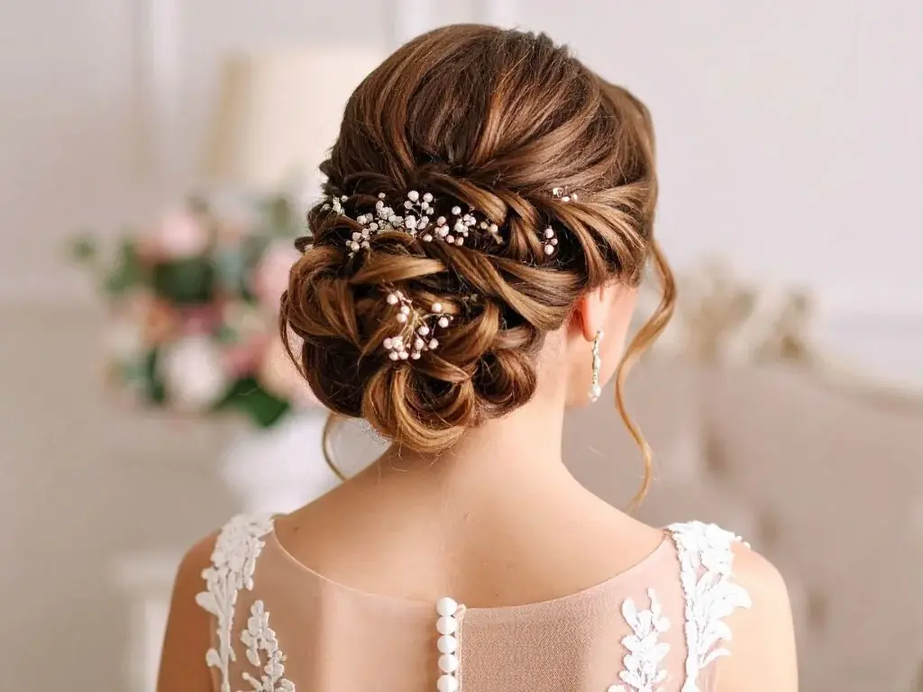 11/22注目：結婚式で重要な“うなじ・首まわり”ケアとは