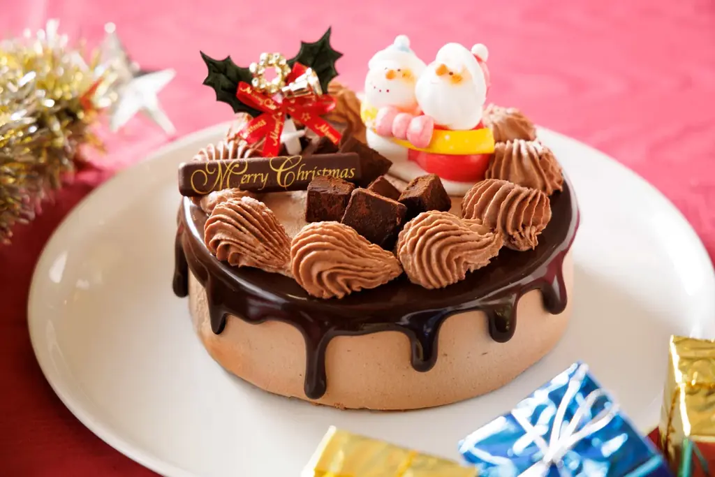 【限定各50個｜全4種】ホテルパティシエ渾身の「クリスマスケーキ2025」12/14までWEB早割で最大500円OFF！【ホテルニューオウミ】 画像 4