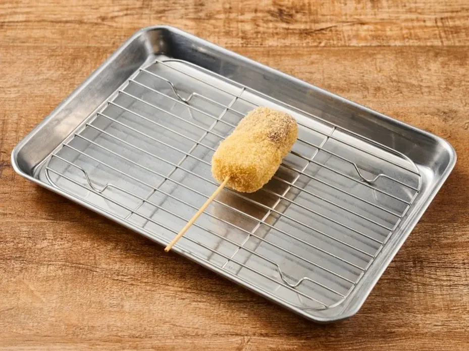 【冬の美味しさ盛りだくさん】冬の新メニューが11月27日(木)より販売開始！冬の定番「大粒牡蠣」の串カツや、初の「肉みそ」シリーズなど計12種類！ 画像 2