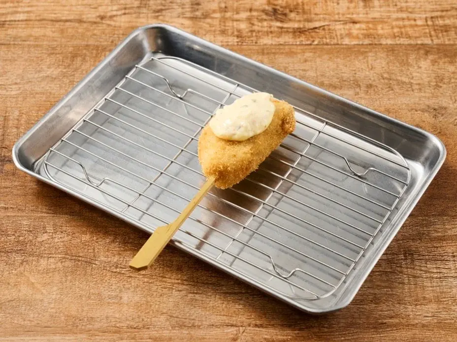 【冬の美味しさ盛りだくさん】冬の新メニューが11月27日(木)より販売開始！冬の定番「大粒牡蠣」の串カツや、初の「肉みそ」シリーズなど計12種類！ 画像 4