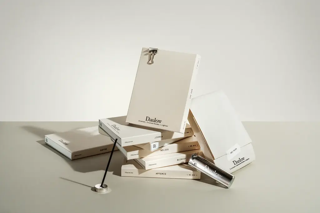 “温かい時間”という価値を提供するホームプロダクトブランド＜Danlow（ダンロウ）＞がバーニーズ　ニューヨークに初登場。ホリデー限定ミニキャンドルセットの先行発売やカスタムメッセージカードサービスも 画像 4