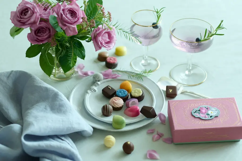 モロゾフ花と酒とチョコ発売