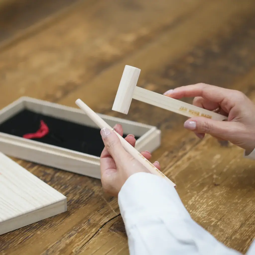 グッドデザイン賞を受賞した二人で作るペアリング。JAM HOME MADEの『名もなき指輪®』から、生まれたばかりの赤ちゃんに贈る手作り“ベビーリング”が登場。 画像 6