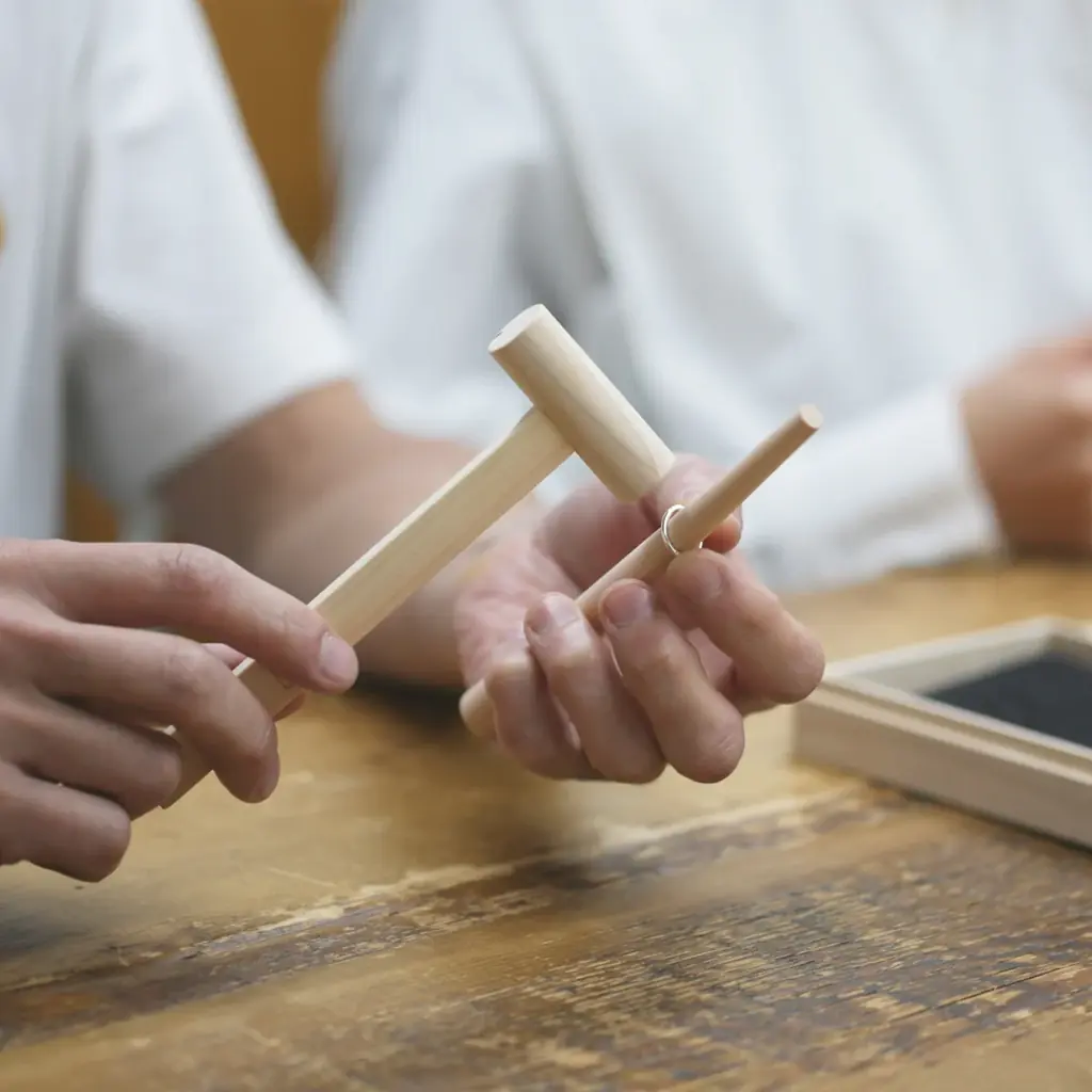 グッドデザイン賞を受賞した二人で作るペアリング。JAM HOME MADEの『名もなき指輪®』から、生まれたばかりの赤ちゃんに贈る手作り“ベビーリング”が登場。 画像 8