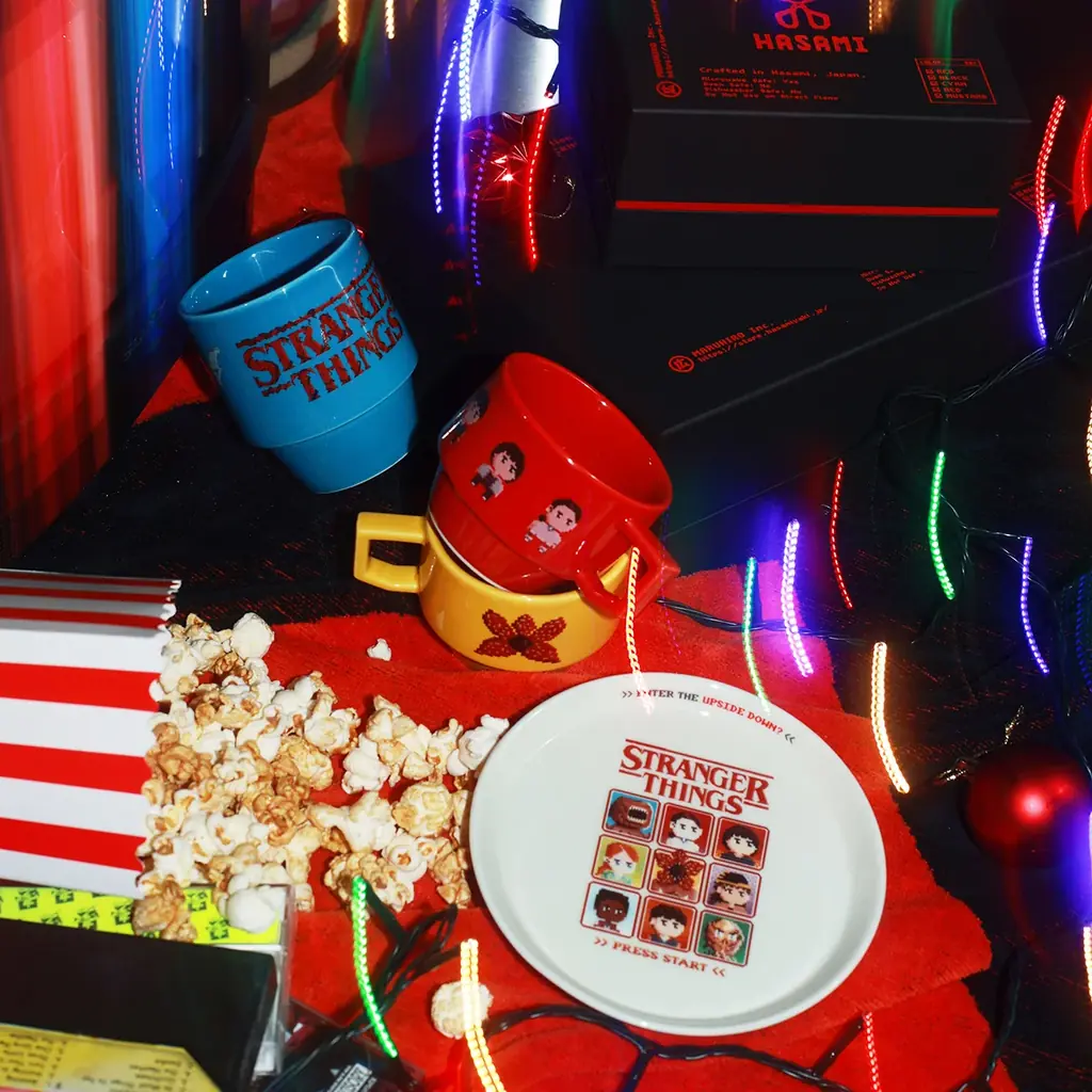 Netflixシリーズ「ストレンジャー・シングス 未知の世界」×マルヒロ。最終章に向け、“あの世界”を伝統工芸で表現。 画像 3