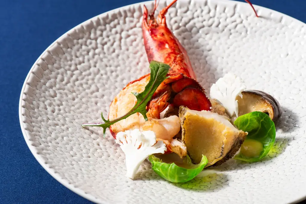 クリスマスシーズン限定！京フレンチ「ナナノイチ」の特別メニュー。「和の温もりと洋の煌めき」をテーマにした心温まる料理を12月23日から12月25日まで提供。 画像 3