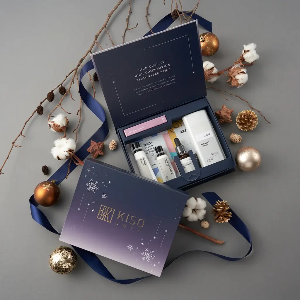 今年一年の頑張りに、ちょっといいご褒美を。KISOCAREこだわりのスキンケアアイテムを詰め込んだホリデーコフレボックスが12月1日(月)より期間限定販売。 画像 10