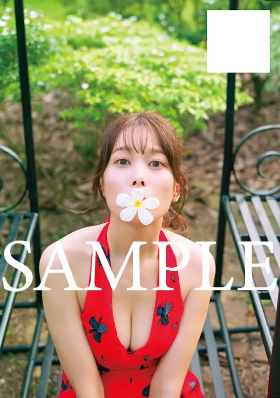 『小坂井祐莉絵1st写真集 好きですよね』本日発売！ デートボイスドラマを楽しめる新しいカタチの写真集 画像 4