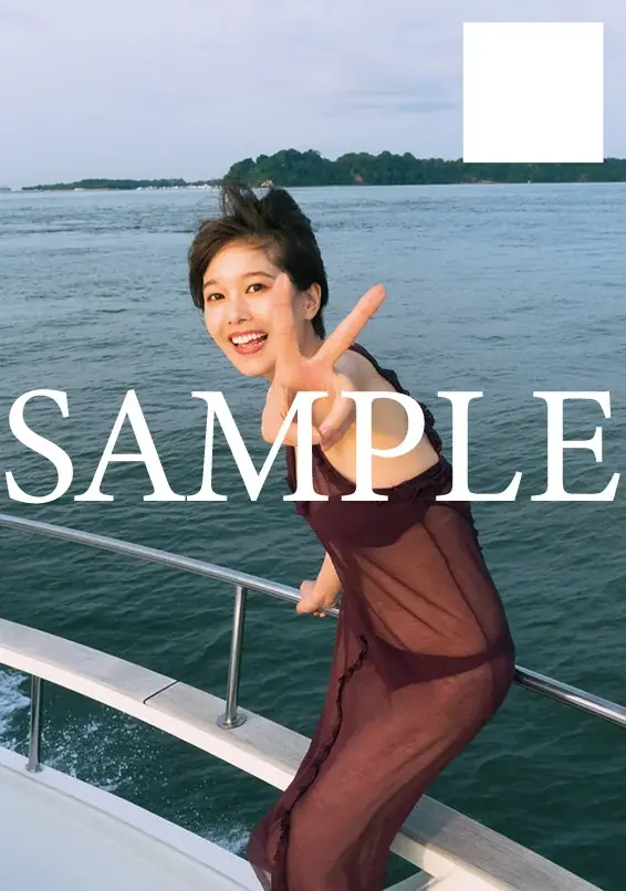 『小坂井祐莉絵1st写真集 好きですよね』本日発売！ デートボイスドラマを楽しめる新しいカタチの写真集 画像 5