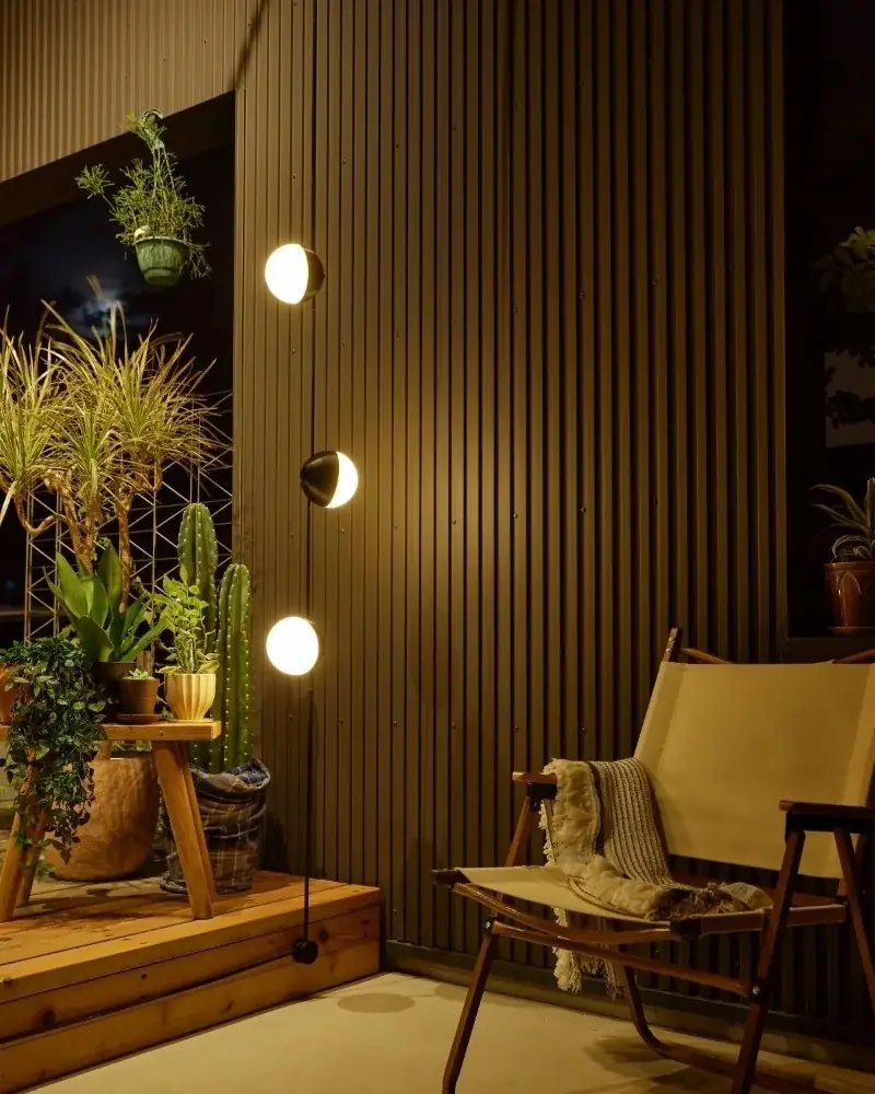 DIY照明 ひかりノベーションシリーズから、ベルトコードで好みの位置に取り付けできる球状ライト「繋がりのひかり」が新登場 画像 3