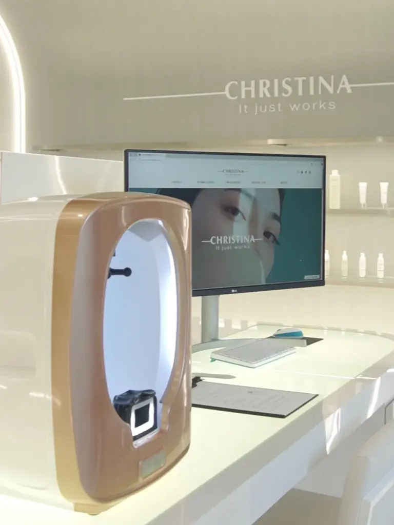 【クリスマスコフレ予約受付中】今年も “ CHRISTINA 2025 HOLIDAY COLLECTION ” 発売決定！ 画像 5