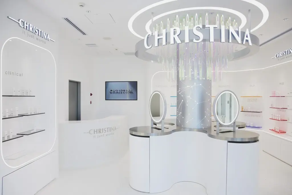 【クリスマスコフレ予約受付中】今年も “ CHRISTINA 2025 HOLIDAY COLLECTION ” 発売決定！ 画像 8