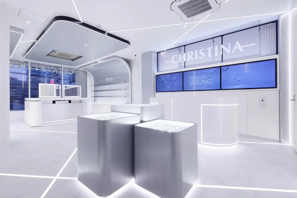 【クリスマスコフレ予約受付中】今年も “ CHRISTINA 2025 HOLIDAY COLLECTION ” 発売決定！ 画像 9