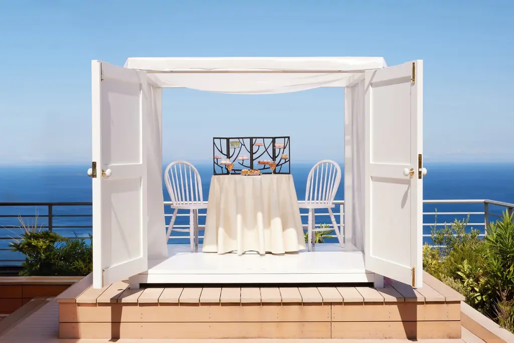 【リゾナーレ熱海】絶景を望む特等席で、春の訪れを楽しむ「梅ひらくアフタヌーンティー」開催 画像 4