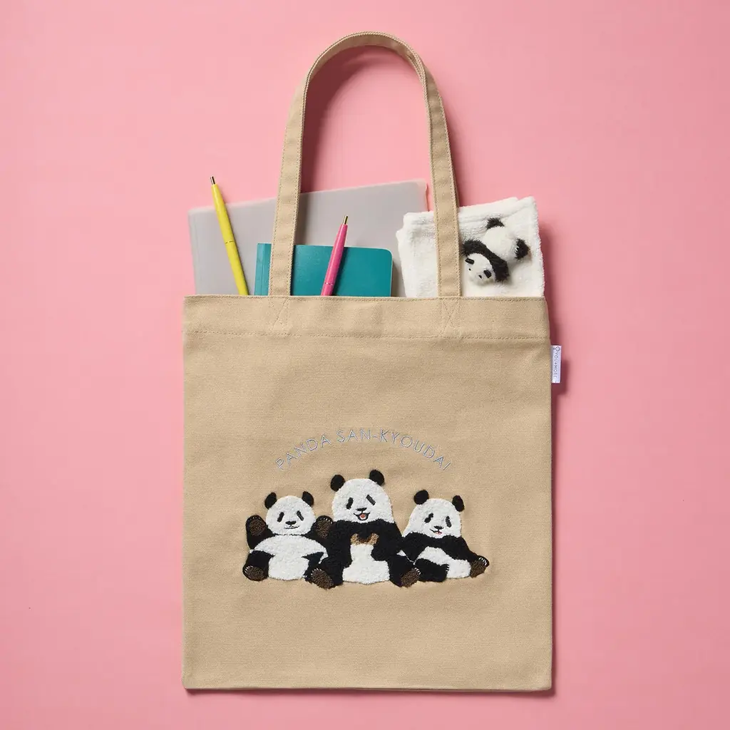 上野動物園の“シャンシャン・シャオシャオ・レイレイ”をモチーフにしたポーチなどパンダたちに感謝を込めたYOU+MORE!オリジナルグッズ5点が新登場【ジャイアントパンダ保護サポート基金協賛商品】 画像 8