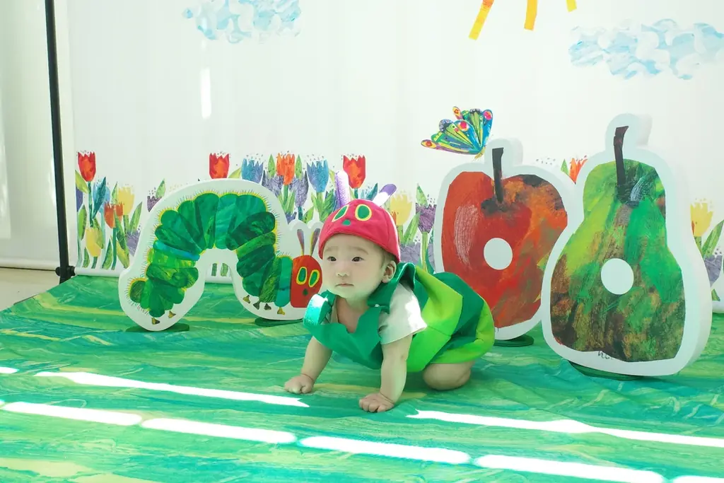 【九州初】世界的絵本『はらぺこあおむし』の世界を体験できるフォトイベントを福岡・薬院で開催　ー限定20組を無料招待！親子で楽しむ”赤ちゃんのためのフォト体験″ー 画像 3