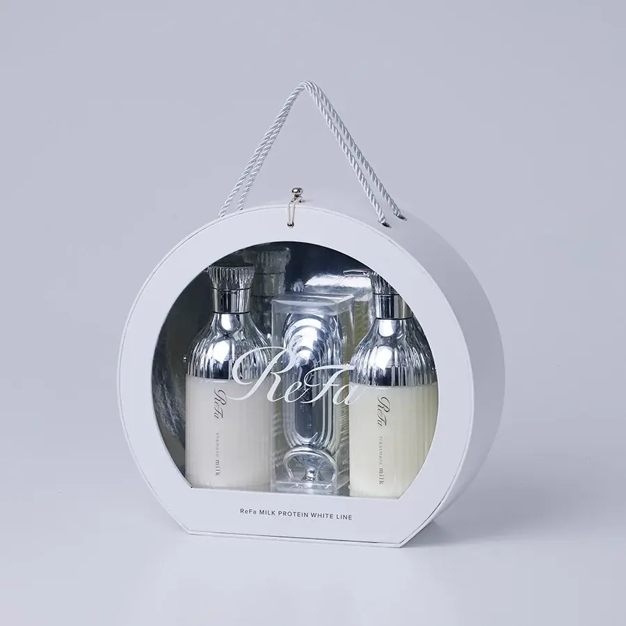 人気のヘアケアシリーズを特別なギフトBOXに詰め込んだ​ReFa MILK PROTEIN HAIR CARE GIFT SETを​2025年11月28日（金）ReFa GINZAにて先行発売​ 画像 5