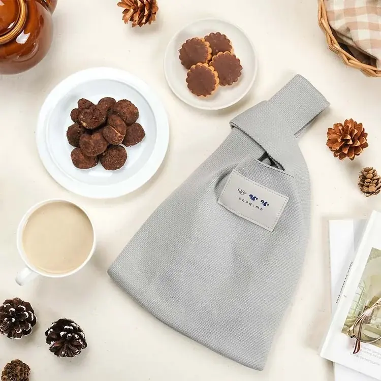 手に取った瞬間ほっとする、冬のぬくもり。ギフトにもおすすめの『ニットのぬくもりティータイムセット』をスナックミーオンラインストアで期間限定発売 画像 2