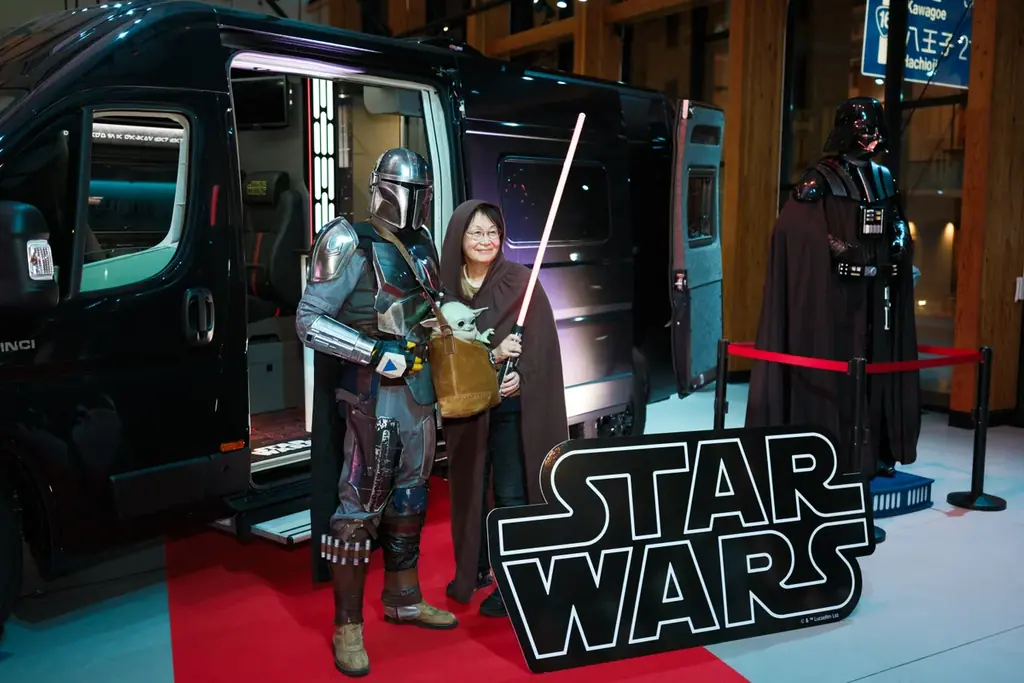 【コスチュームファンが大集結！】世界限定5台に多数のエントリー殺到中！映画「スター・ウォーズ」シリーズ公式ライセンスキャンピングカー発売記念『EURO-TOY STAR NIGHT』イベントレポート 画像 14