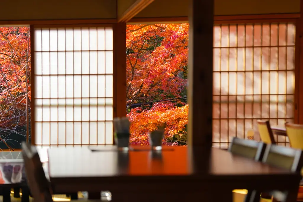 【京都・紅葉期間限定特別OPEN】毘沙門堂 ✕ BAIKAL Café歴史ある寺院で楽しむ、紅葉と洋菓子の特別なコラボレーション 画像 5