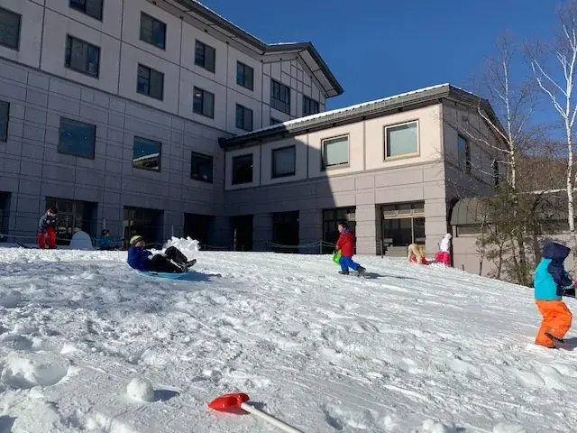 ウィンタースポーツがいよいよ本格スタート　「鹿沢スノーエリア」が11月22日、「湯の丸スキー場」は23日オープン　休暇村嬬恋鹿沢では、各スキー場のリフト券付き宿泊プラン12月6日より販売開始 画像 4